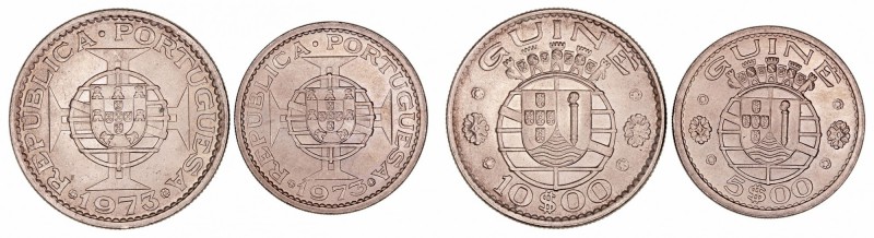 Portugal. Cuproníquel. Lote de 2 monedas. Acuñaciones para Guinea. 5 y 10 Escudo...