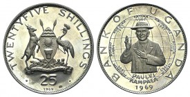 Uganda, AR 25 Shillings 1969 (55mm, 50.33g, 6h). Commemorating the visit of Paolo VI. Mintage 6.070 pcs. KM 12. Proof, near FDC