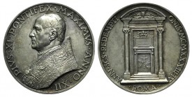 Papal, Pio XI (1922-1939). AR Medal 1933 (44mm, 37.05g, 12h), opus A. Mistruzzi. Bart. E 933. EF