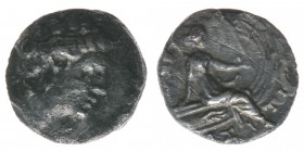 GRIECHEN Euboea Histiaea 196-146 BC

Tetrobol
Nymphe Histiaea sitzt auf Schiffsbug
BMC 36, 2,22 Gramm, ss