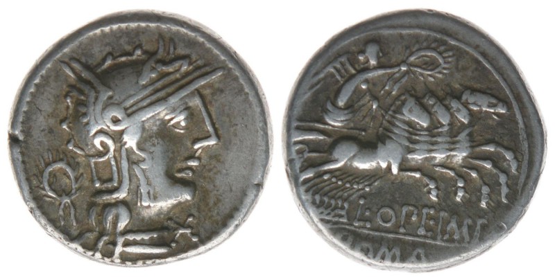 ROM Republik L.Opeimius 125-120 BC

Denar
Romakopf nach rechts /Victoria in Quad...