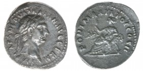 ROM Kaiserzeit Traianus 98-117
Denar
IMP CAES NERVA TRAIAN AVG GERM / PONT MAX TR POT COS II
Kampmann 27.56, 3,10 Gramm, ss+
