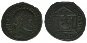 ROM Kaiserzeit Maxentius 303-312
Maiorina (Follis)

IMP C MAXENTIVS P F AVG / CONSERV VRB SVAE / ABT
Roma in einem Tempel mit sechs Säulen sitzend
Sea...