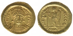 BYZANZ Justinus I. 518-527
5. Offizin Constantinopel

Solidus
Seer 55, 4,47 Gramm, vz