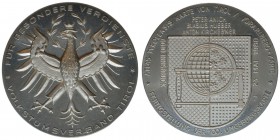 Österreich 2. Republik
Verdienstmedaille 1980 Volkstumsverband
Silber, 46mm, 51,36 Gramm, stfr