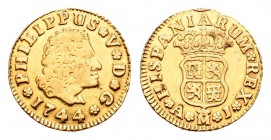 Felipe V (1700-1746). 1/2 escudos. 1744. Madrid. AJ. (Cal-575). Au. 1,76 g. Estuvo en aro. MBC. Est...90,00.