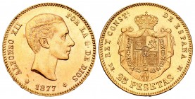 Alfonso XII (1874-1885). 25 pesetas. 1877*18-77. Madrid. DEM. (Cal-3). Au. 8,06 g. Rayitas. Primera estrella tenue. EBC/EBC+. Est...250,00.