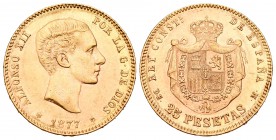 Alfonso XII (1874-1885). 25 pesetas. 1877*1_-77. Madrid. DEM. (Cal-3). Au. 8,04 g. Golpecito en el canto. EBC. Est...240,00.