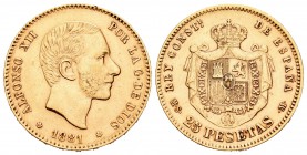 Alfonso XII (1874-1885). 25 pesetas. 1881*18-81. Madrid. MSM. (Cal-14). Au. 8,04 g.  Golpecito en el canto. MBC+. Est...220,00.