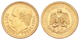 México. 2 1/2 pesos. 1945. (Km-463). (Fried-169). Au. 2,08 g. SC. Est...60,00.