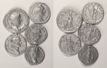 Roman - Empire - Lot (5 Coins)
Lot (5 Coins) - Denarii - Antoninus Pius: COS IIII, RCV 4068, RIC 231, RSC 291 (Rome, 153-154), 3.18g; Caracalla: PONT...