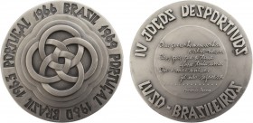 Medalhas - Jogos Luso-Brasileiros
Prata - 1969 - Laranjeira Santos - IV Jogos Desportivos Luso-Brasileiros 1960 - 1963 - 1966 - 1969. 80mm. 299g. BEL...