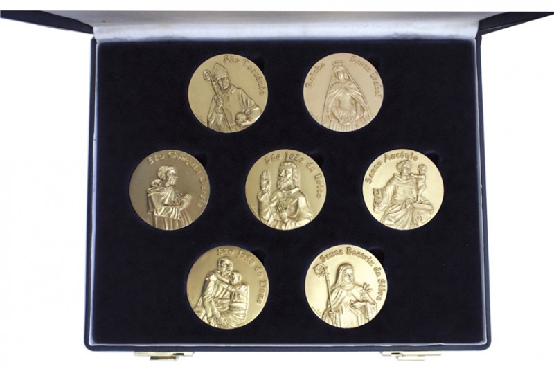 Medalhas - Lote (7 medalhas)
Lote (7 medalhas) - Prata dourada - 1999 - Jorge C...
