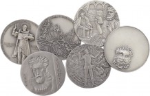 Medalhas - Lote (6 medalhas)
Lote (6 medalhas) - Prata - Conjunto de medalhas das Colecções Philae com o Tema Luis de Camões. 40mm. 25g. cada. c/ Est...