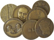 Medalhas Lote (7 medalhas)
Lote (7 medalhas) - Bronze - A. Duarte - António Duarte (Cinquenta Anos de Escultura), Primeira Travessia Aérea do Atlânti...