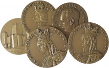 Medalhas Lote (5 medalhas)
(Lote 5 medalhas) - Bronze - Numídico - Rainha Dona Leonor (Quinto Centenário da Fundadora das Misericórdias), Rainha Dona...