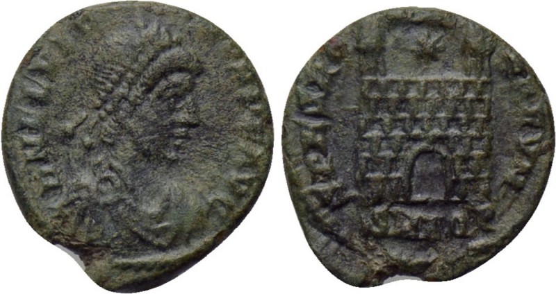 FLAVIUS VICTOR (387-388). Ae. Aquileia. 

Obv: D N FL VICTOR P F AVG. 
Diadem...