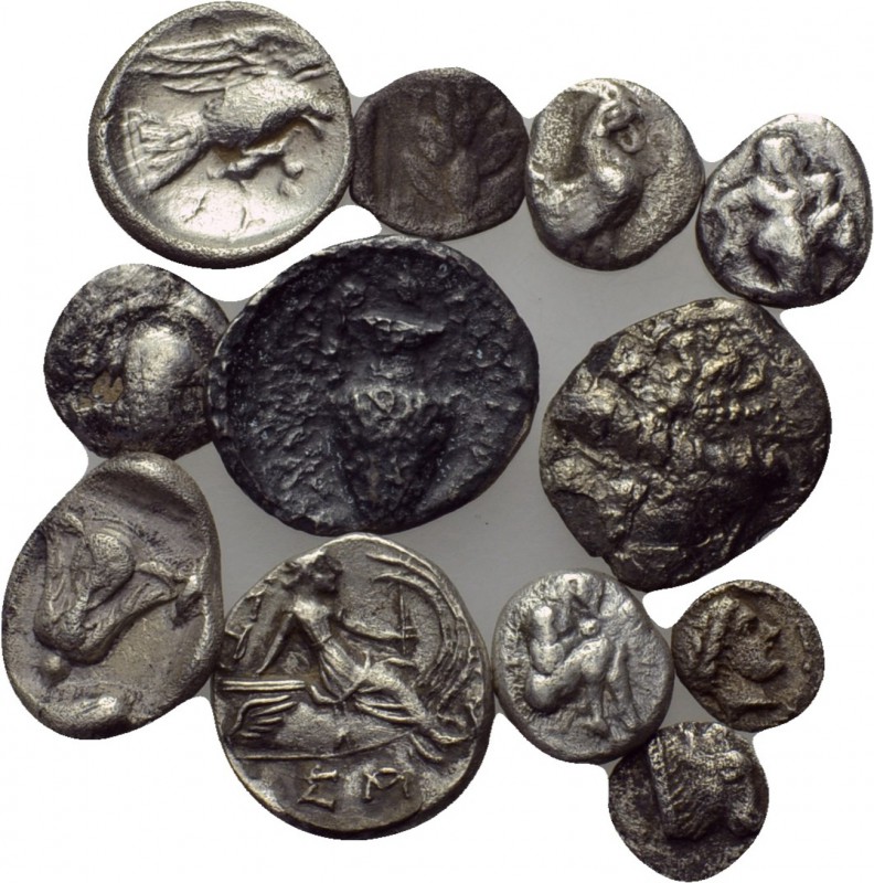 12 Greek silver coins. 

Obv: .
Rev: .

. 

Condition: See picture.

We...