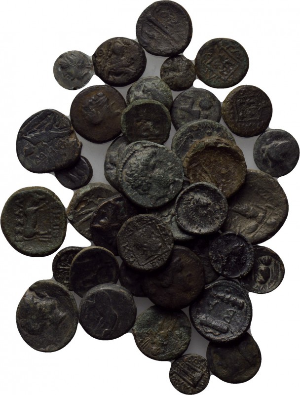 38 Greek coins. 

Obv: .
Rev: .

. 

Condition: See picture.

Weight: g...