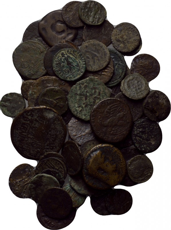 Circa 50 mostly late Roman coins. 

Obv: .
Rev: .

. 

Condition: See pic...
