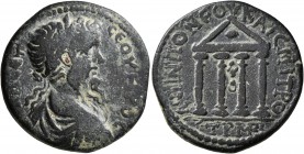 PONTUS. Neocaesarea. Septimius Severus, 193-211. Tetrassarion (Bronze, 27 mm, 13.63 g, 12 h), CY 142 = 205/6. AY K Λ CЄΠ CЄYHPOC Laureate, draped and ...
