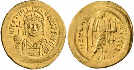 Justinian I, 527-565. Solidus (Gold, 21 mm, 4.52 g, 5 h), Constantinopolis, 545-565. D N IVSTINIANVS P P AVI Helmeted and cuirassed bust of Justinian ...