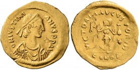 Justinian I, 527-565. Tremissis (Gold, 16 mm, 1.47 g, 7 h), Constantinopolis. D N IVSTINIANVS P P AVG Diademed, draped and cuirassed bust of Justinian...