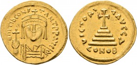 Tiberius II Constantine, 578-582. Solidus (Gold, 21 mm, 4.42 g, 6 h), Constantinopolis, 579-852. δ m TIb CONSTANT P P AVG Draped and cuirassed bust of...