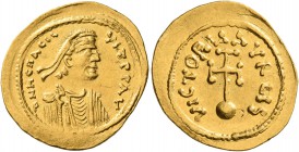 Heraclius, 610-641. Semissis (Gold, 19 mm, 2.24 g, 6 h), Constantinopolis, 613-641. d N hЄRACLIЧS P P AV Diademed, draped and cuirassed bust of Heracl...