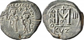 Heraclius, with Heraclius Constantine, 610-641. Follis (Bronze, 30 mm, 11.35 g, 12 h), Cyzicus, RY 4 = 613/4. δδ NN hERACLIЧS ET hRA CONST PP AV Herac...