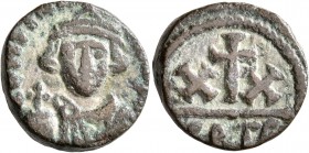 Constans II, 641-668. Half Follis (Bronze, 18 mm, 5.59 g, 3 h), Carthage, 643-647. CONSTANTINVS P P A Bust of Constans II facing, beardless, wearing c...