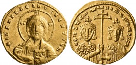 Constantine VII Porphyrogenitus, with Romanus II, 913-959. Solidus (Gold, 19 mm, 4.37 g, 6 h), Constantinopolis, 945-959. +IҺS XPS RЄX RЄGNANTIЧm' Nim...