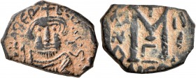 ISLAMIC, Time of the Rashidun. Pseudo-Byzantine types. Fals (Bronze, 21 mm, 4.35 g, 5 h), imitating a follis of Constans II, uncertain mint, circa AH ...