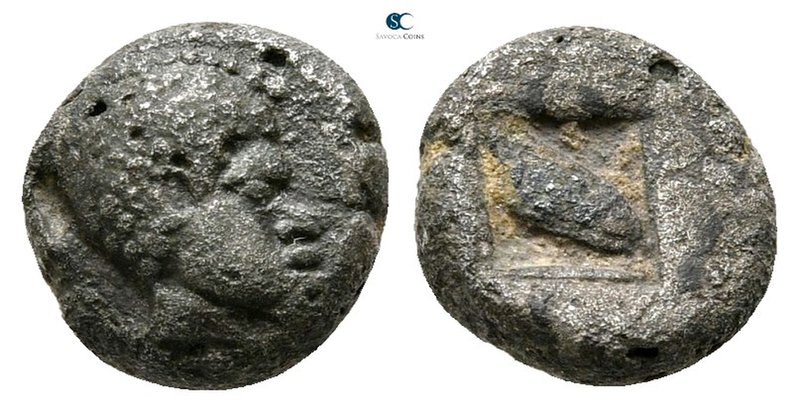 Lesbos. Uncertain mint circa 550-480 BC. 
BI 1/12 Stater

8mm., 0,93g.


...