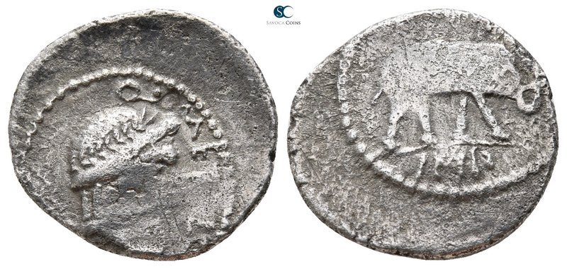 Q. Caecilius Metellus. 130 BC. Rome
Denarius AR

20mm., 3,73g.



fine
