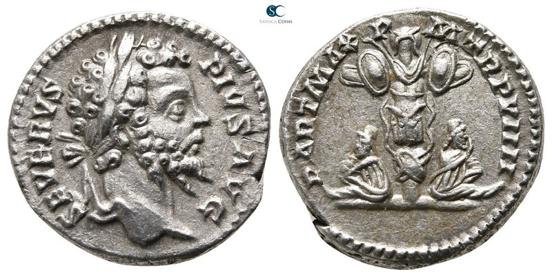 Septimius Severus AD 193-211. Rome
Denarius AR

18mm., 3,39g.



good ver...