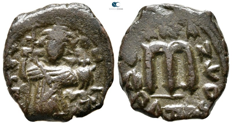 Constans II AD 641-668. Uncertain mint
Follis Æ

22mm., 5,45g.



nearly ...