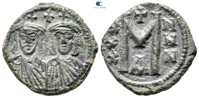 Nicephorus I, with Stauracius AD 802-811. Constantinople
Follis Æ

21mm., 5,4...