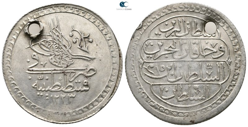 Turkey. Constantinople. Mahmud II AD 1808-1839.
Kurush AR

32mm., 6,41g.

...