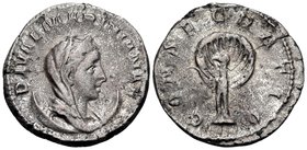 Diva Mariniana, died before 253. Antoninianus (Silver, 21.5 mm, 4.82 g, 1 h), struck under her husband, Valerian I, Rome, 256. DIVAE MARINIANAE Veiled...