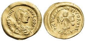 Justinian I, 527-565. Tremissis (Gold, 15 mm, 1.45 g, 8 h), Constantinople. D N IVSTINIANVS P P AVI Diademed, draped and cuirassed bust of Justinian t...