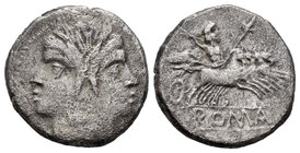 Anónima. Didracma - Quadrigato. 220-205 a.C. Roma. (S-24). Anv.: Cabeza laureada de Jano bifronte. Rev.: Júpiter en cuádriga a derecha con Victoria, d...