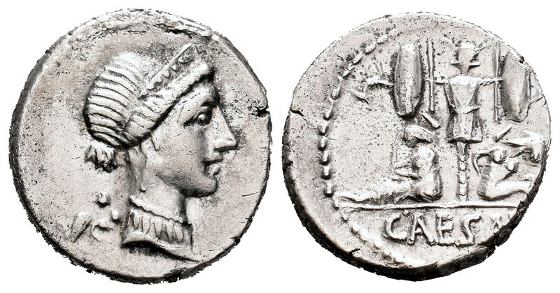 Julio César. Denario. 46-45 a.C. Galia. (Ffc-11). (Craw-468/1). (Cal-645). Anv.:...
