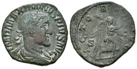 Maximino I. Sestercio. 235-6 d. C. Roma. (Spink-8339). (Ric-67). Rev.: (V)ICTORI(A) AVG S C. Victoria avanzando a derecha con corona y palma. Ae. 15,9...