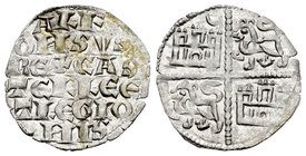 Reino de Castilla y León. Alfonso X (1252-1284). Dinero de seis líneas. (Bautista-368). Ve. 0,74 g. Marca de ceca creciente en el primer cuadrante. EB...