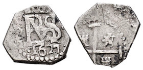 Felipe IV (1621-1665). 1/2 real. 1627. ¿Potosí?. (Cal-¿1160?). Ag. 1,79 g. Sin marca de ceca. Rara. MBC. Est...300,00.