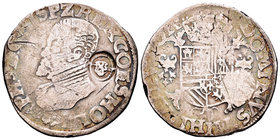 Países Bajos. 1 escudo. 1572. (Vanhoudt-página 272 tipo A). Ag. 16,35 g. Resello en óvalo con león en escudo (De Mey 944) para circular por Holanda au...