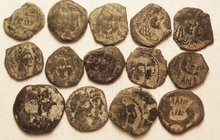 Nabataea, 14 Æ coins, c. 37-100 AD, double portrait types, low grade, generally with uncertain legends, a few with nice portraits.