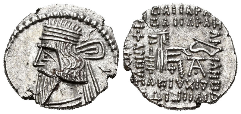 Imperio Parto. Vologases III. Dracma. 105-147 d.C. (Gic-5831). Anv.: Busto diade...