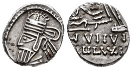 Imperio Parto. Vologases III. Dracma. 105-147 d.C. Ag. 3,69 g. EBC-. Est...45,00.